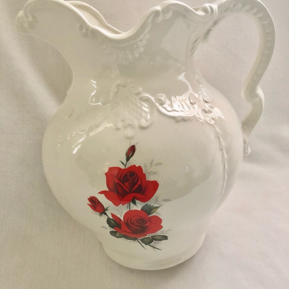 Ceramic Pitcher Large Size - Picture 4 of 5